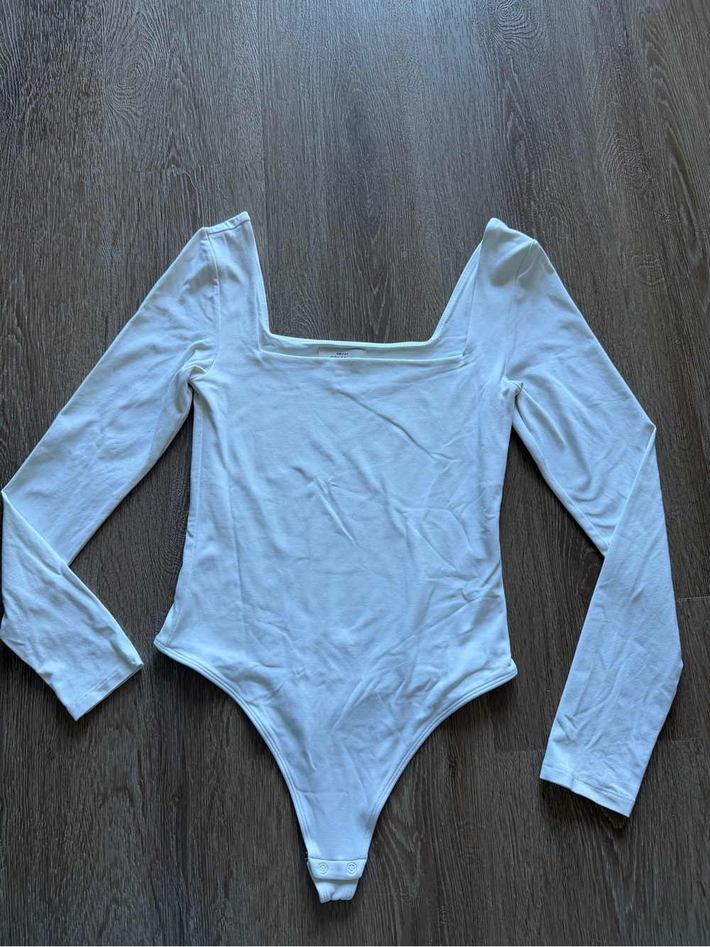 Aritzia Babaton Contour Long Sleeve Square Neck Bodysuit - White Medium